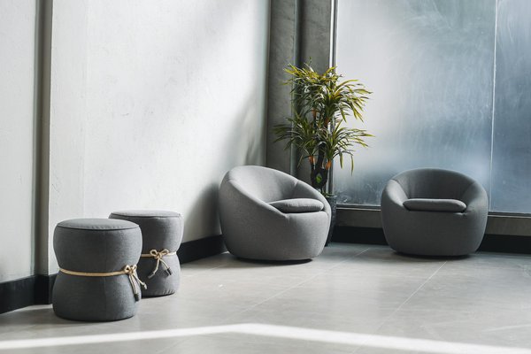 Comment créer un effet de lagon dans votre piscine grâce à l'éclairage et aux revêtements ?